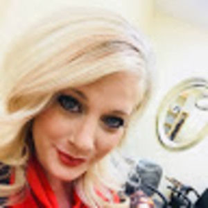 Meet your Posher, Alexandra